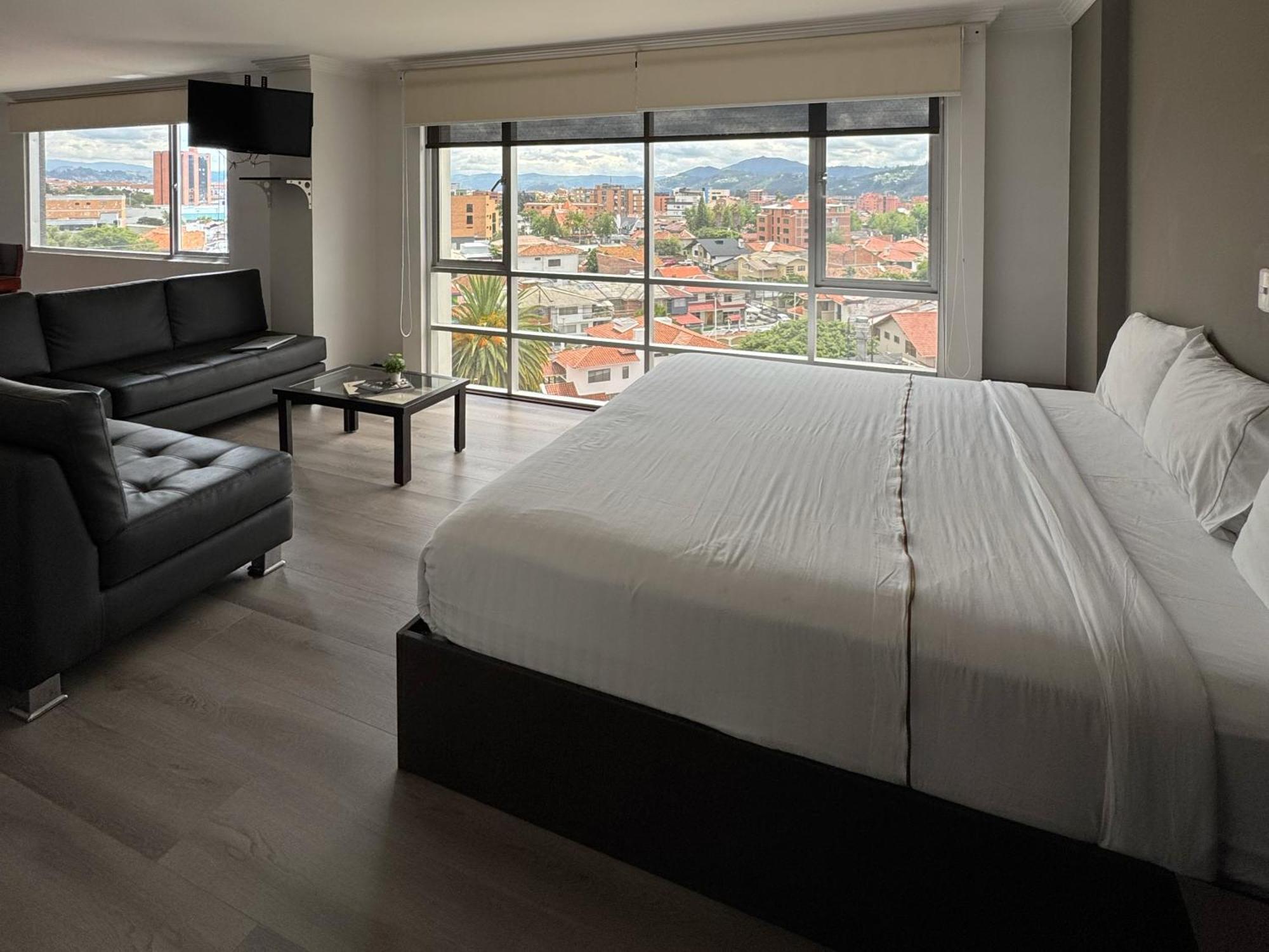Gaviota Apartments & Suites 昆卡 外观 照片